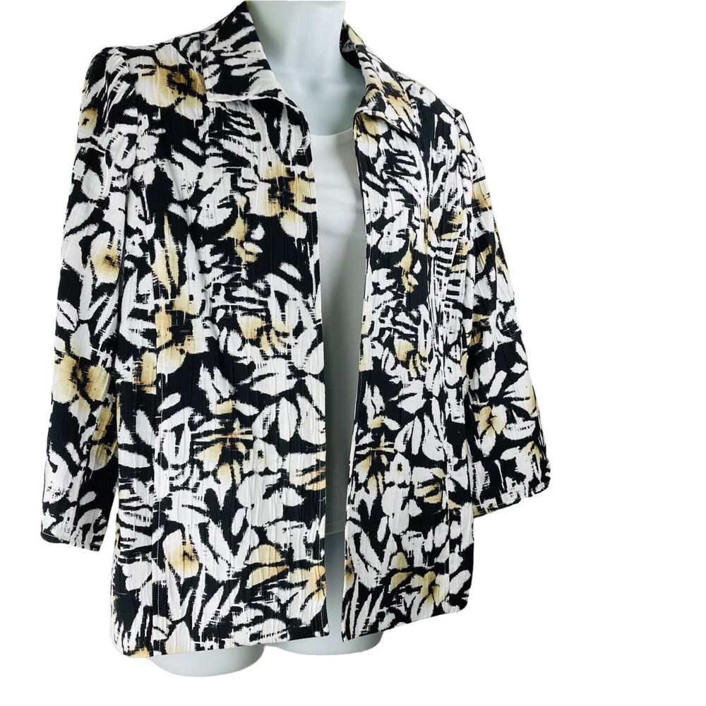 Alfred Dunner Women’s Size 12 Black White Floral Pattern Lined Open Front Jacket